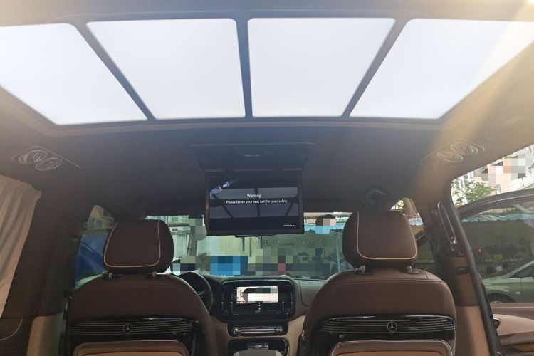 Used Mercedes-Benz Vito 2024 2.0T Elite Version 7 Seats Headliner