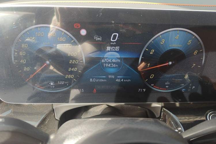 Used Mercedes-Benz Vito 2024 2.0T Elite Version 7 Seats Instrument Cluster