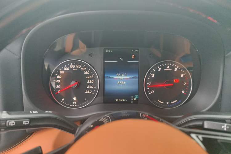 Used Mercedes-Benz Vito 2024 2.0T Elite Version 7 Seats Instrument Cluster