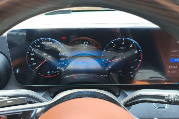 Used Mercedes-Benz Vito 2024 2.0T Business Version 7 Seats Instrument Cluster