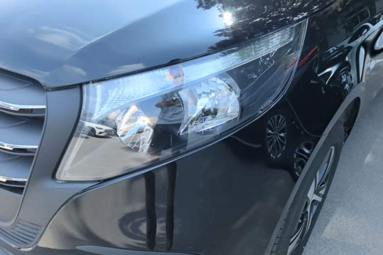 Used Mercedes-Benz Vito 2024 2.0T Elite Version 7 Seats Left Front Headlight