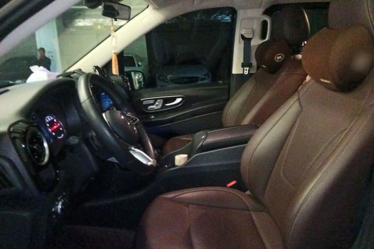 Used Mercedes-Benz Vito 2024 2.0T Business Version 7 Seats Left Front Seat