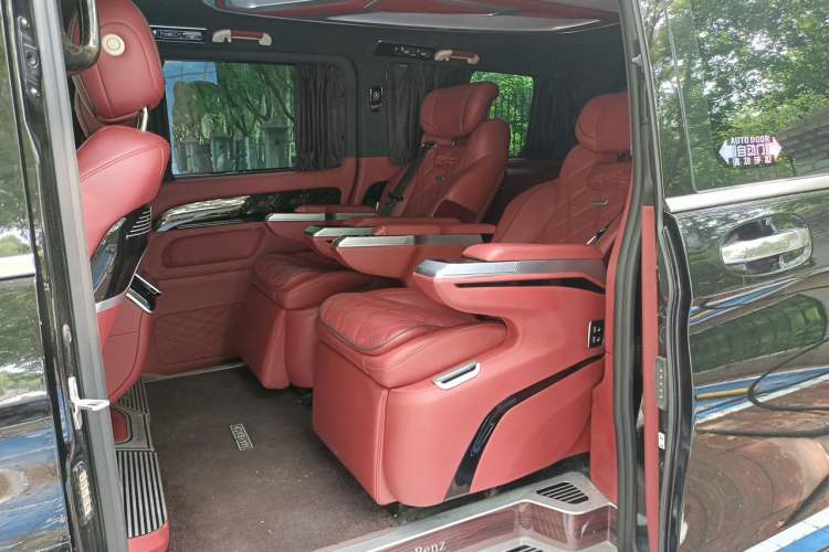 Used Mercedes-Benz Vito 2024 2.0T Business Version 7 Seats Left Rear Seat