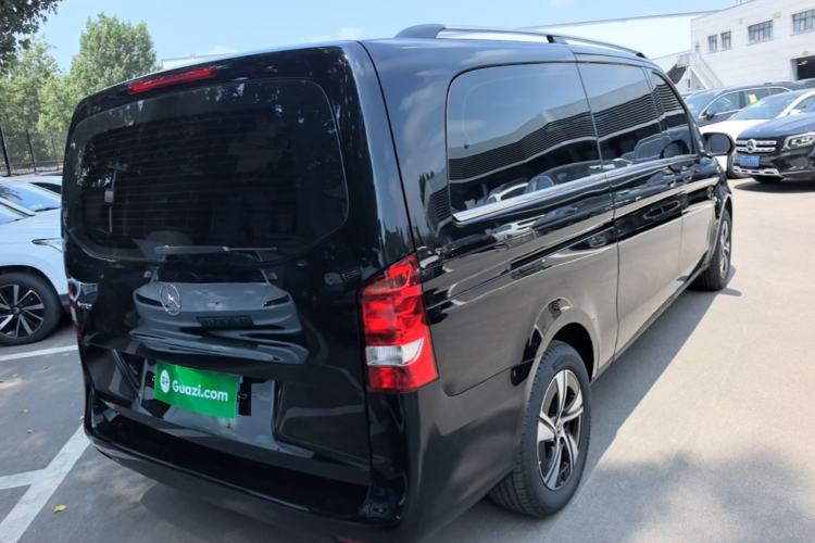 Used Mercedes-Benz Vito 2024 2.0T Elite Version 7 Seats Rear Right 45 Deg