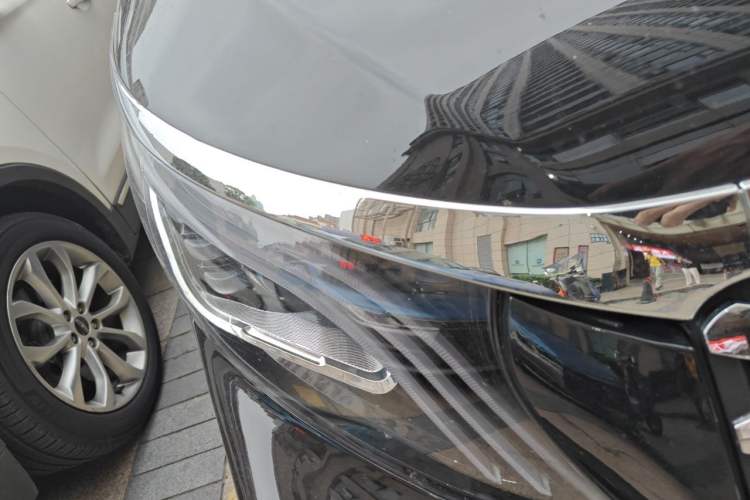 Used Mercedes-Benz Vito 2024 2.0T Elite Version 7 Seats Right Front Headlight