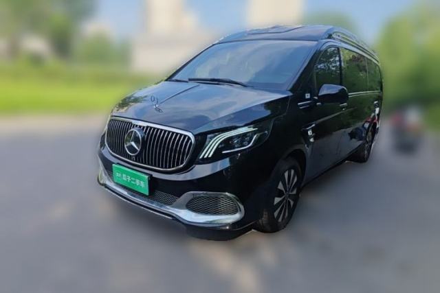 Używany Mercedes-Benz Vito 2.0T automatic seven-seater high-roof, Huadong brand (with proper modification documentation)