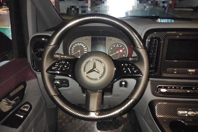 Used Mercedes-Benz Vito 2024 2.0T Business Version 7 Seats Steering Wheel