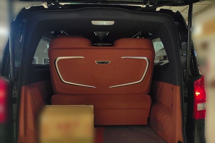 Used Mercedes-Benz Vito 2024 2.0T Business Version 7 Seats Trunk