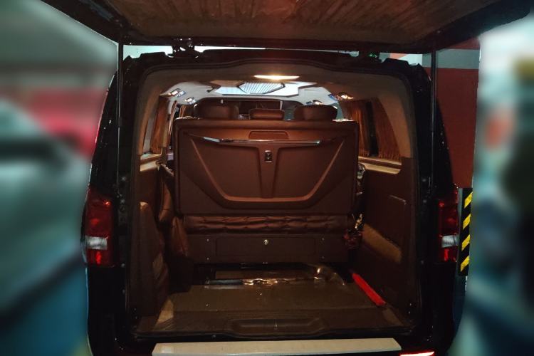 Used Mercedes-Benz Vito 2024 2.0T Business Version 7 Seats Trunk