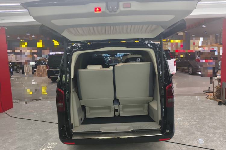 Used Mercedes-Benz Vito 2024 2.0T Business Version 7 Seats Trunk