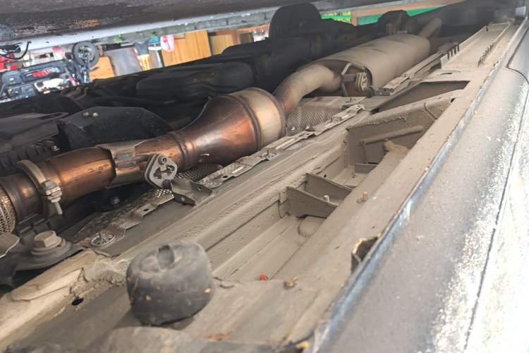 Used Mercedes-Benz Vito  Chassis Front Right
