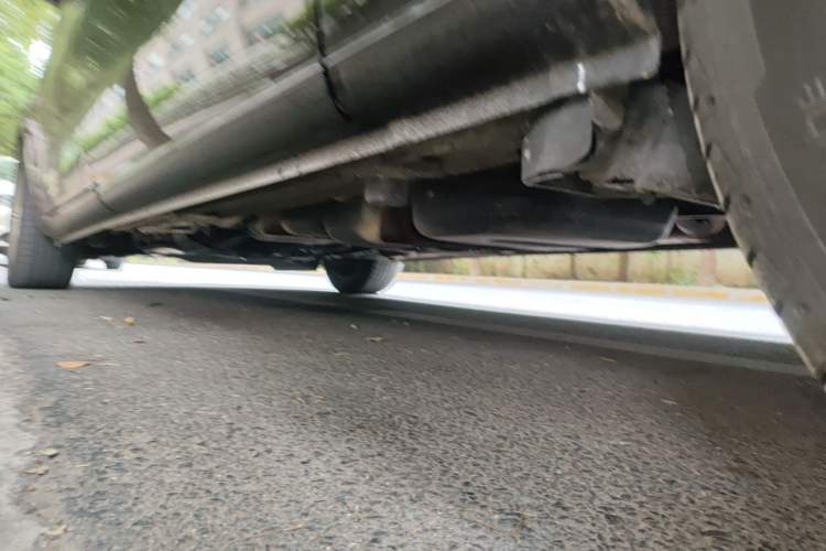 Used Mercedes-Benz Vito  Chassis Rear Left