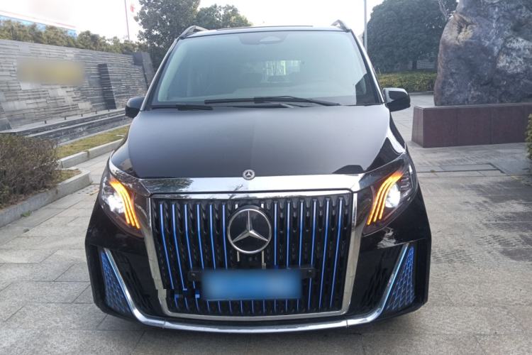 Used Mercedes-Benz Vito 2025 2.0T Business 7-Seater Exterior 1