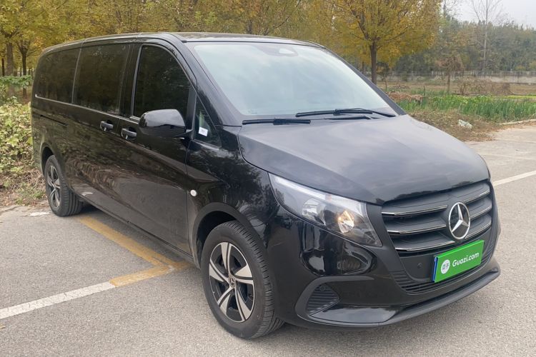 Used Mercedes-Benz Vito 2025 2.0T Elite 7-Seater Exterior 2
