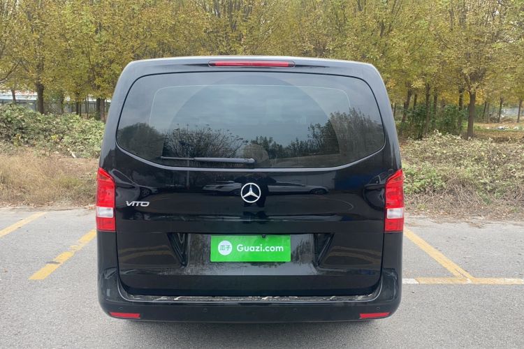 Used Mercedes-Benz Vito 2025 2.0T Elite 7-Seater Exterior 4