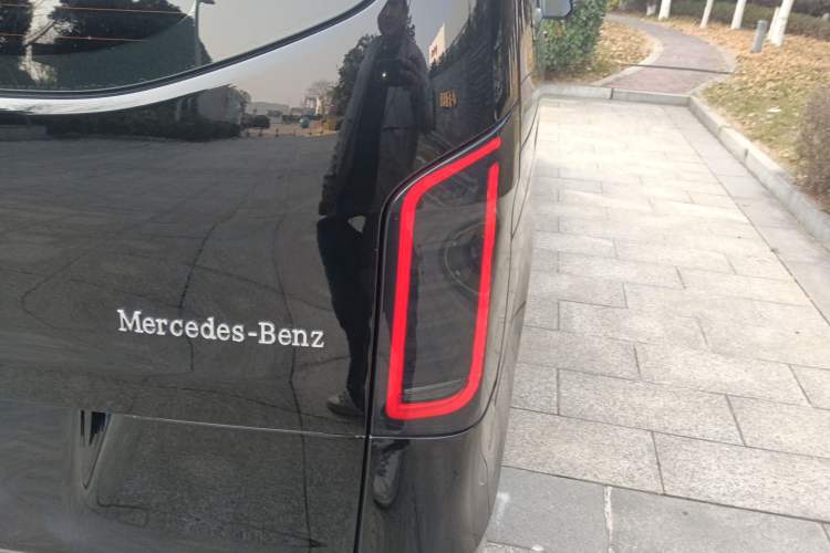 Used Mercedes-Benz Vito 2025 2.0T Business 7-Seater Exterior 6