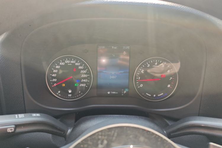 Used Mercedes-Benz Vito 2025 2.0T Elite 7-Seater Instrument Cluster