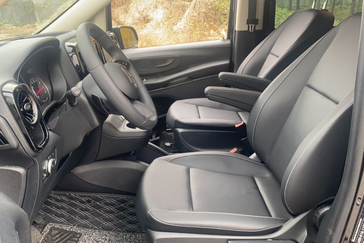 Used Mercedes-Benz Vito 2025 2.0T Elite 7-Seater Left Front Seat