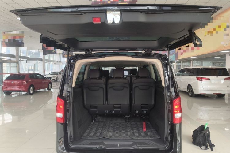 Used Mercedes-Benz Vito 2025 2.0T Elite 7-Seater Trunk