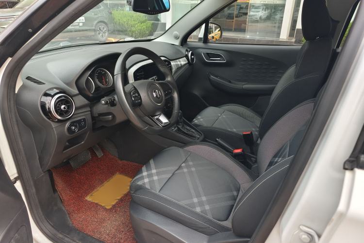 Used MG 3 2017 1.5L Automatic Smart Connect Elite Edition Interior 2