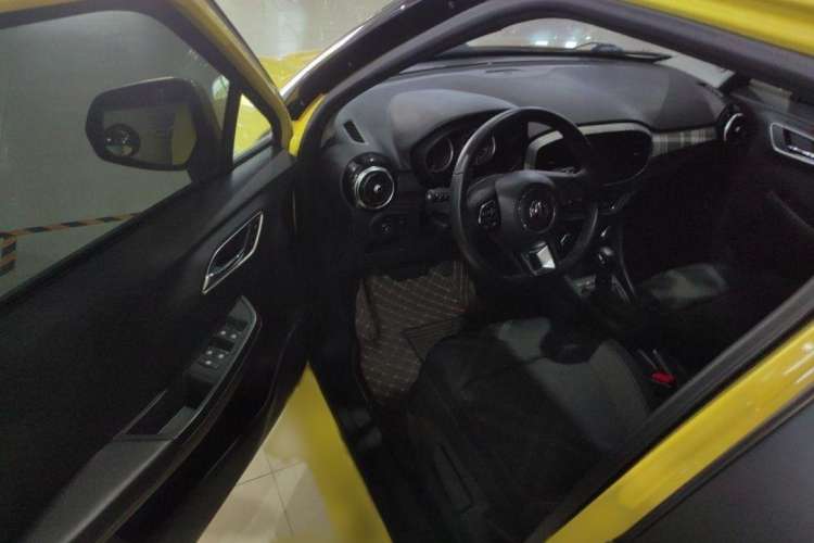 Used MG 3 2017 1.5L Automatic Smart Connect Luxury Edition Interior 2