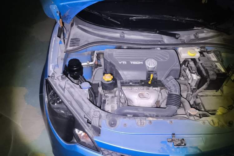 Used MG 3 2011 1.5L AMT Elite Edition Engine Bay Right