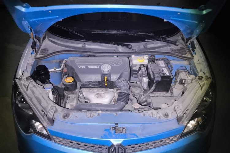 Used MG 3 2011 1.5L AMT Elite Edition Engine Bay