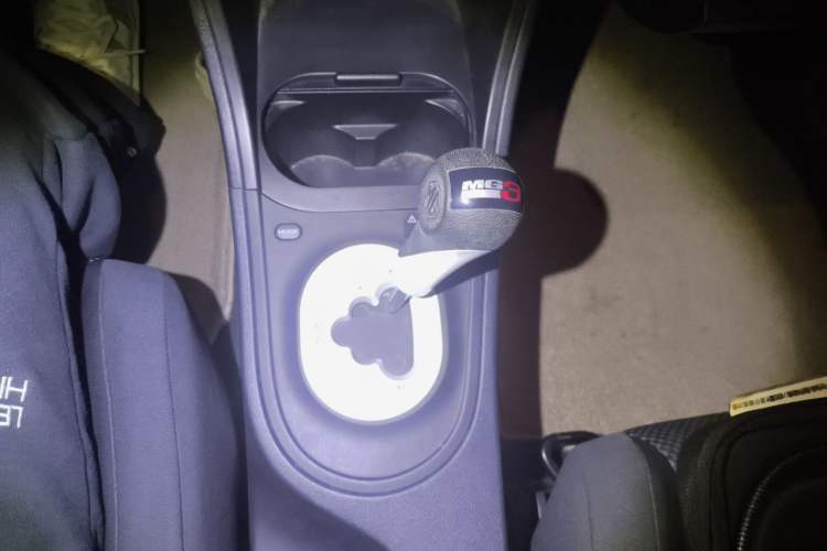 Used MG 3 2011 1.5L AMT Elite Edition Gear Lever
