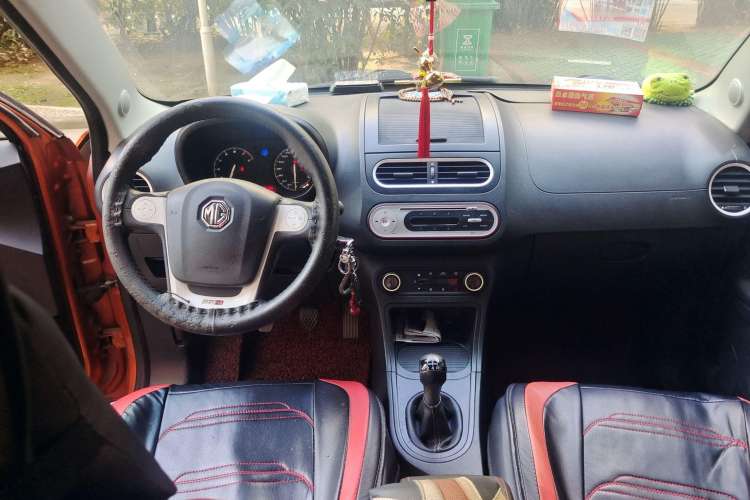 Used MG 3 2011 Xross 1.5L Elite Edition Center Console