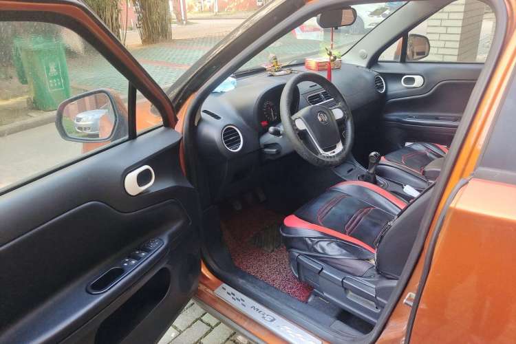 Used MG 3 2011 Xross 1.5L Elite Edition Driver Seat