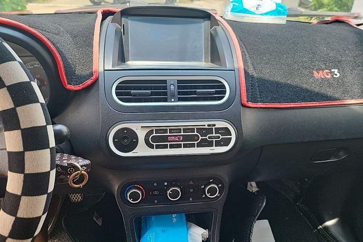 Used MG 3 2011 1.3L Manual Comfort Edition Audio And AC Panel