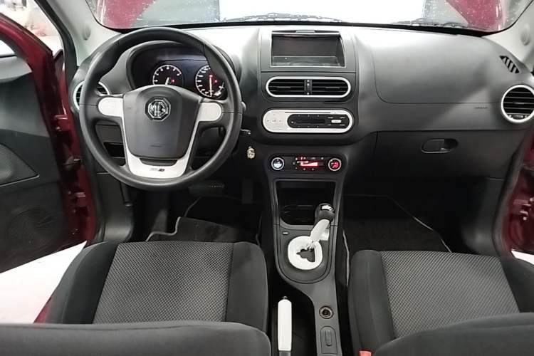 Used MG 3 2011 1.5L AMT Elite Edition Center Console