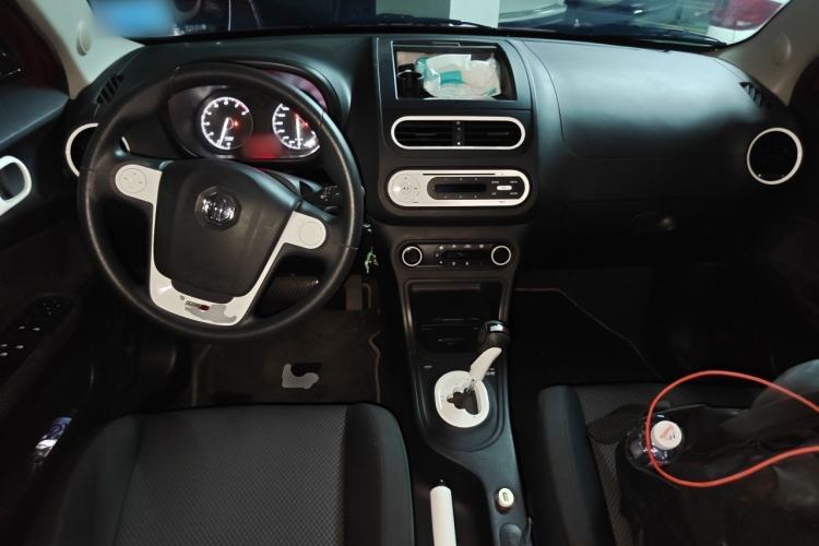 Used MG 3 2011 1.5L AMT Elite Edition Center Console