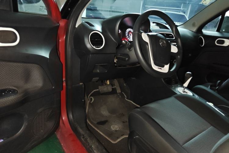 Used MG 3 2011 1.5L AMT Elite Edition Driver Seat