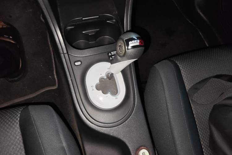 Used MG 3 2011 1.5L AMT Elite Edition Gear Lever