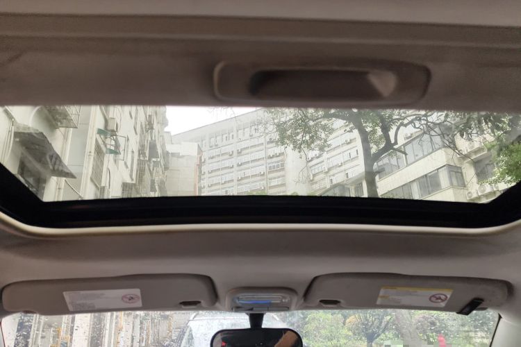 Used MG 3 2011 1.5L AMT Elite Edition Headliner