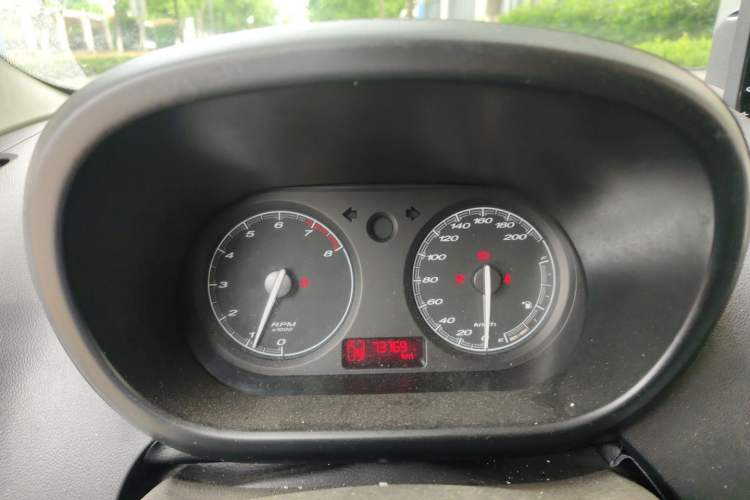 Used MG 3 2011 1.5L AMT Elite Edition Instrument Cluster