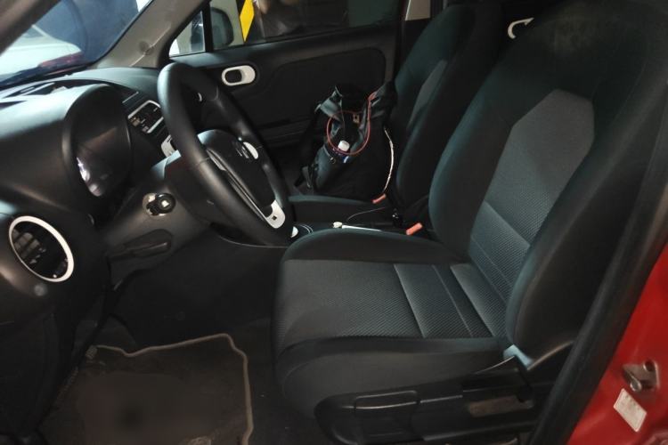 Used MG 3 2011 1.5L AMT Elite Edition Left Front Seat