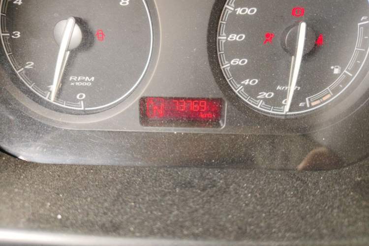 Used MG 3 2011 1.5L AMT Elite Edition Odometer Close Up