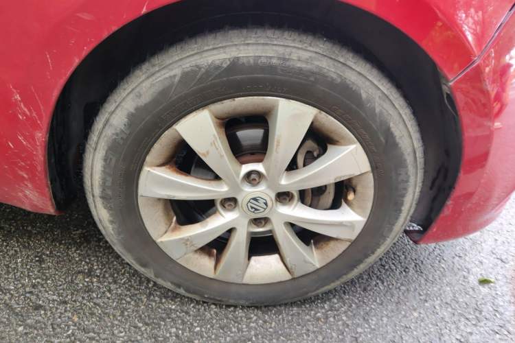 Used MG 3 2011 1.5L AMT Elite Edition Right Front Wheel Hub