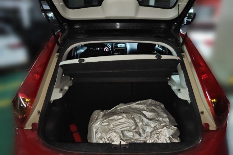 Used MG 3 2011 1.5L AMT Elite Edition Trunk