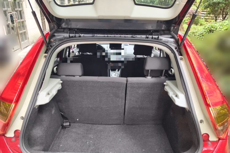 Used MG 3 2011 1.5L AMT Elite Edition Trunk