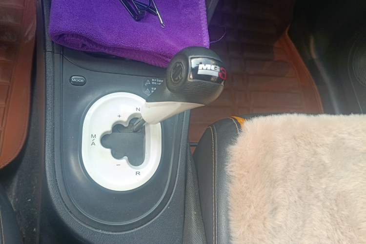 Used MG 3 2011 Xross 1.5L Luxury Edition Gear Lever