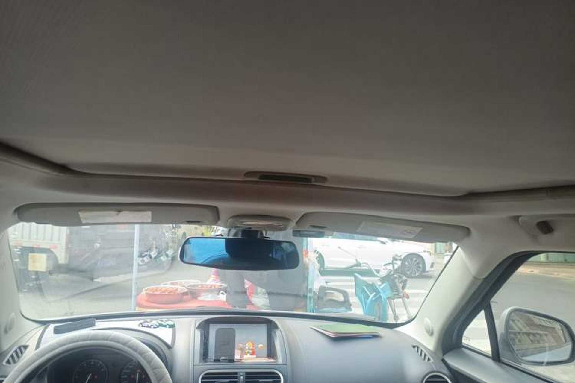 Used MG 3 2011 Xross 1.5L Luxury Edition Headliner