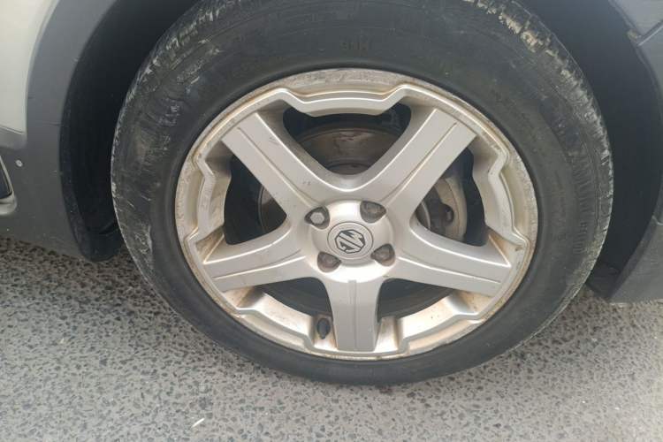 Used MG 3 2011 Xross 1.5L Luxury Edition Right Front Wheel Hub