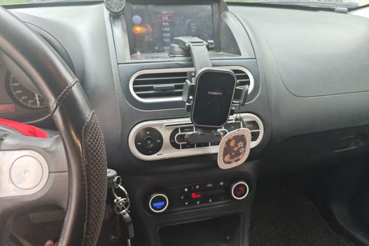 Used MG 3 2011 1.5L AMT Elite Edition Audio And AC Panel