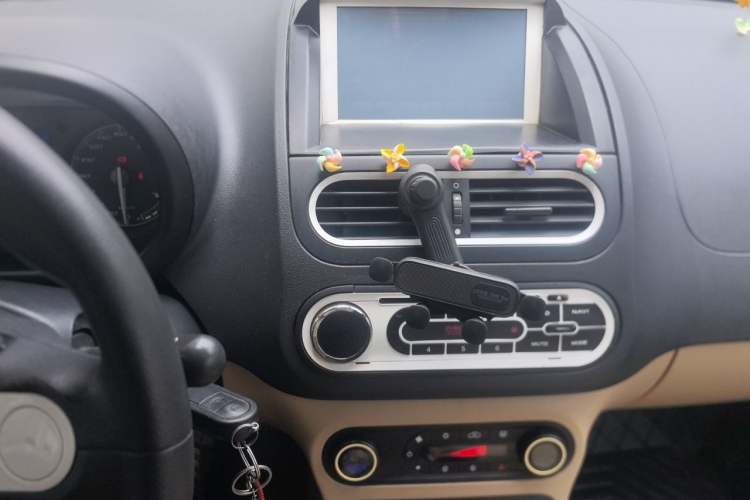 Used MG 3 2011 1.5L AMT Elite Edition Audio And AC Panel