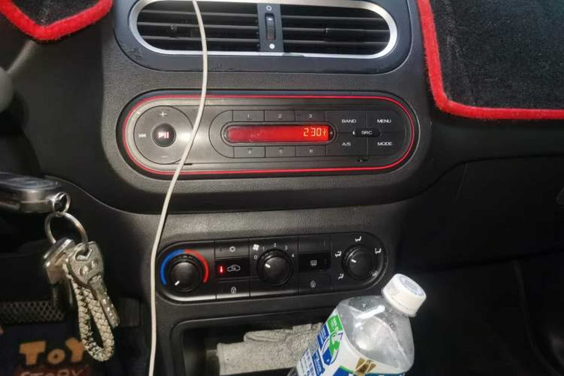 Used MG 3 2011 1.3L AMT Comfort Edition Audio And AC Panel