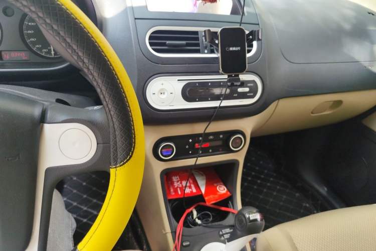 Used MG 3 2011 1.5L AMT Elite Edition Audio And AC Panel