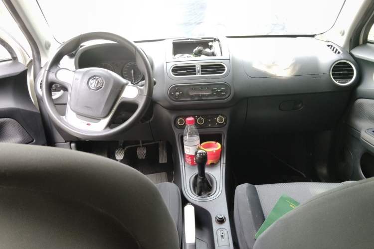 Used MG 3 2011 1.3L Manual Comfort Edition Center Console